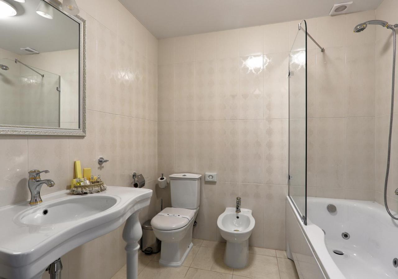 Fenix Town Hotel Vinnytsia Exterior foto