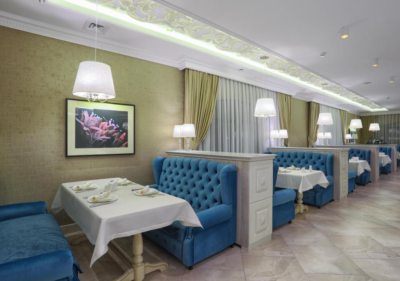 Fenix Town Hotel Vinnytsia Exterior foto